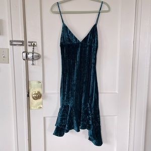 Dark Green Velvet Drop Waist Cocktail Dress